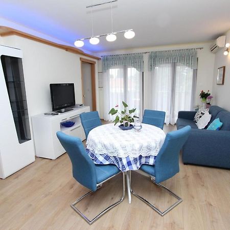 Apartments Daria Ровинь Экстерьер фото