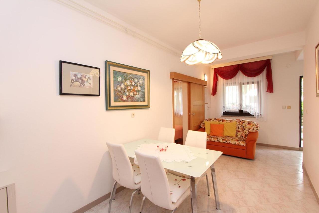 Apartments Daria Ровинь Экстерьер фото