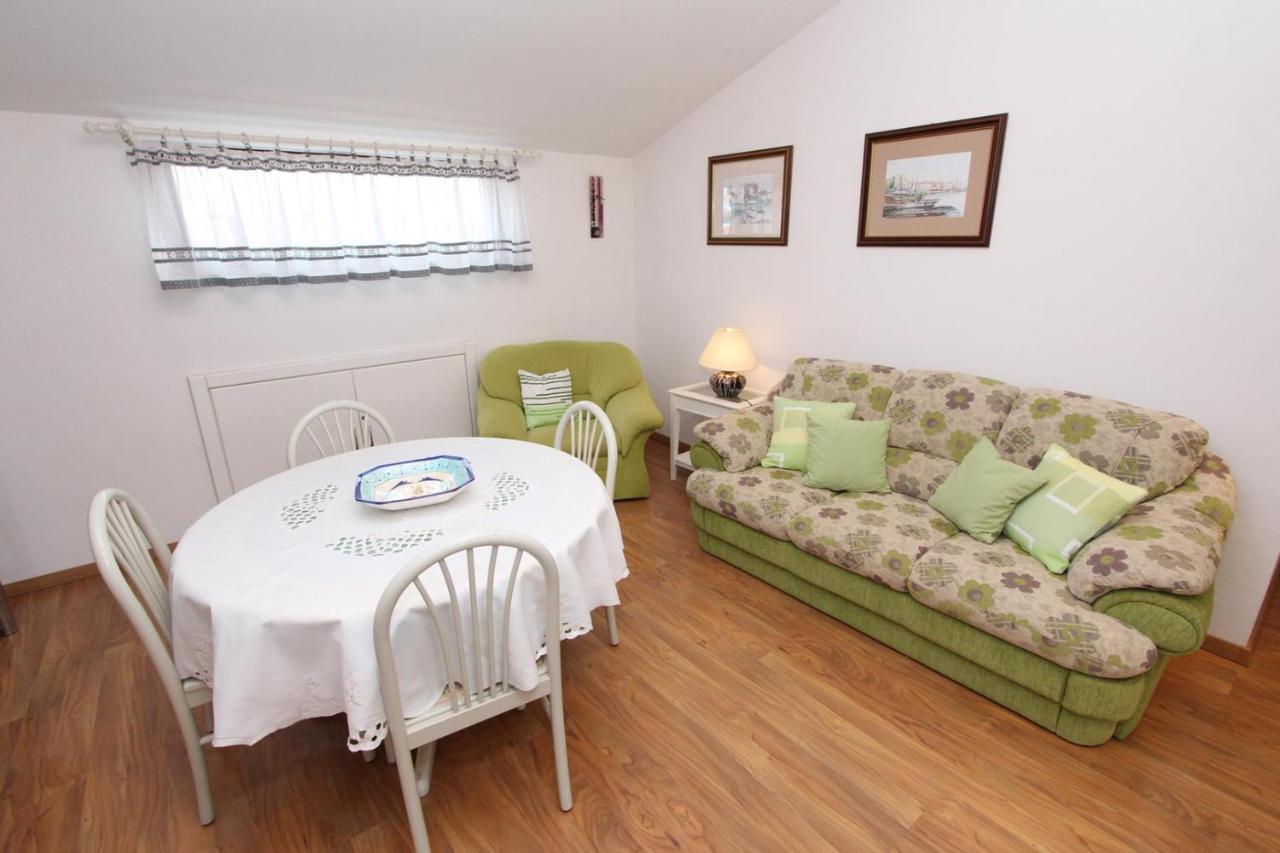 Apartments Daria Ровинь Экстерьер фото