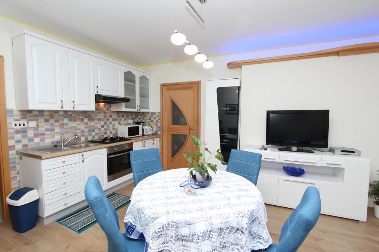 Apartments Daria Ровинь Экстерьер фото