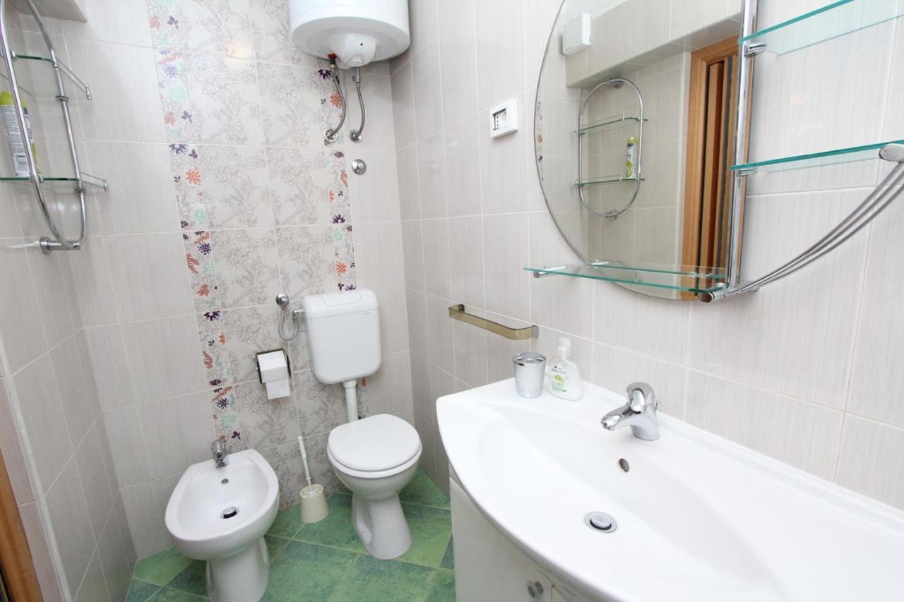 Apartments Daria Ровинь Экстерьер фото